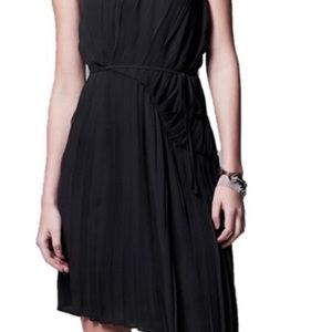 Simply Vera Pleaded Black Dress